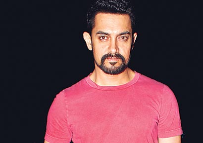 Aamir Khan avoids box-office clash